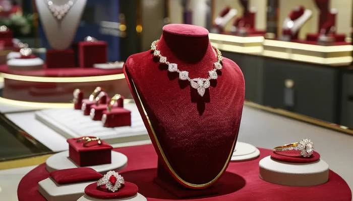 عوامل موثر بر قیمت مانکن