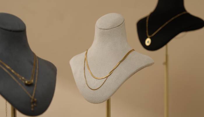 تاثیر مانکن طلای لوکس بر خرید طلا